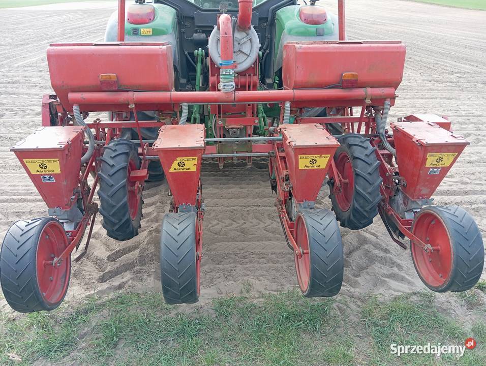 Siewiik kukurydzy Becker aeromat nieuszkodzony wielkopolskie Skulsk