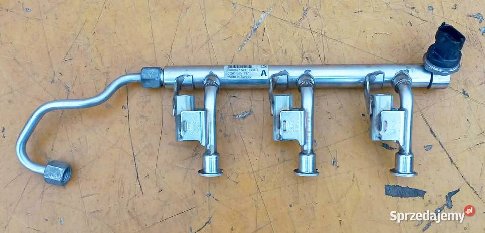 FORD 10 ECOBOOST LISTWA WTRYSKOWA 0261555137 sprzedam