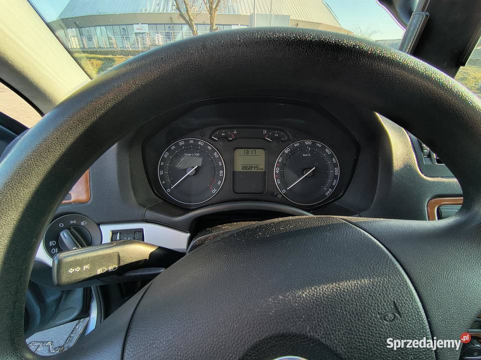 Skoda Octavia II benzyna światła do jazdy dziennej opolskie Opole