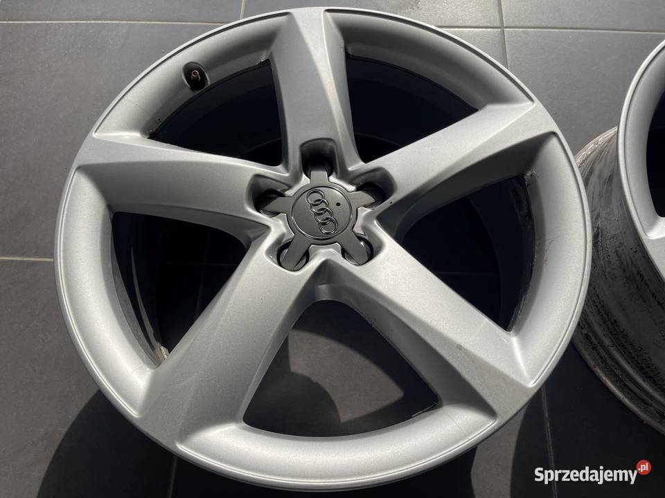 Felgi aluminiowe AUDI 19 A4 B8 B9 A5 A6 A7 A8 Q5 Średnica 19" sprzedam