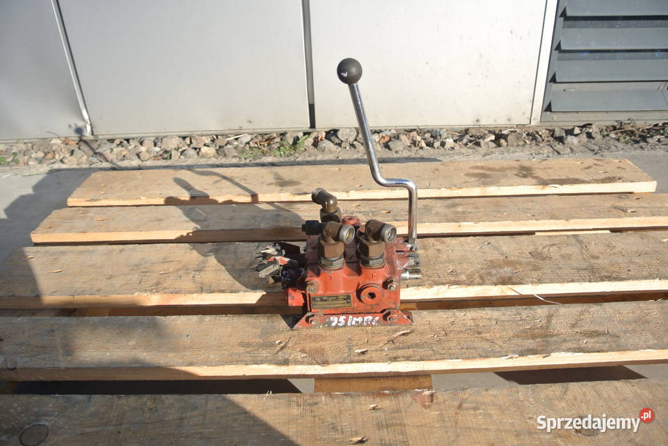 ROZDZIELACZ HYDRAULICZNY MONSUNTISON 2 SEKCJE małopolskie Tarnów