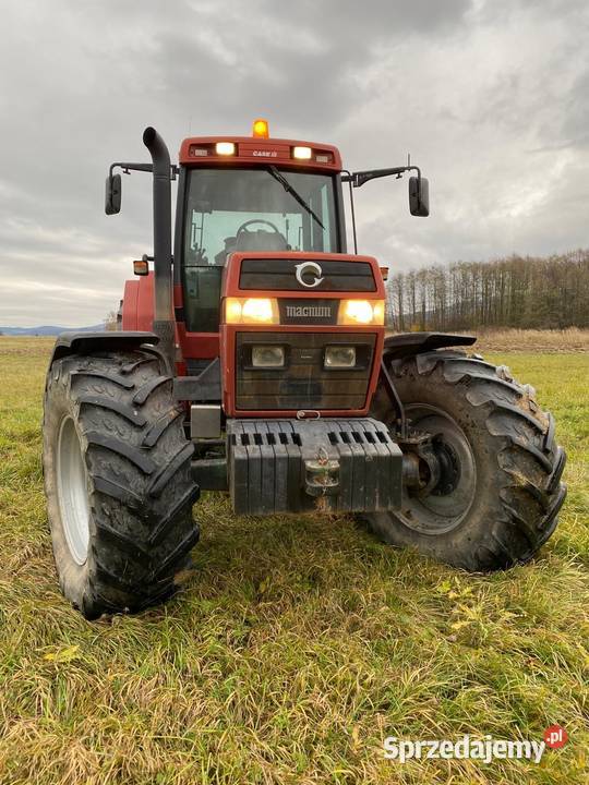 Case 7220 Magnum 4x4 Koła bliźniacze / podwójne Szklarnia