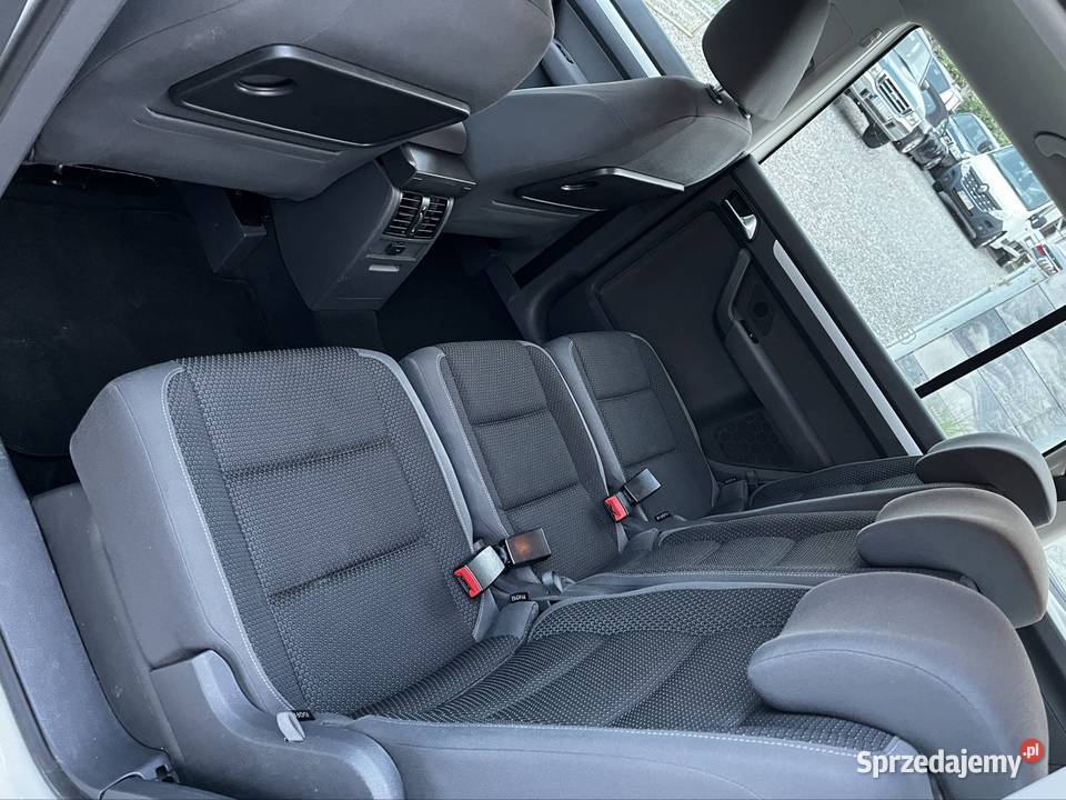 Volkswagen Touran 16tdi 105 2010r 7 miejsc poduszka powietrzna Jarosław