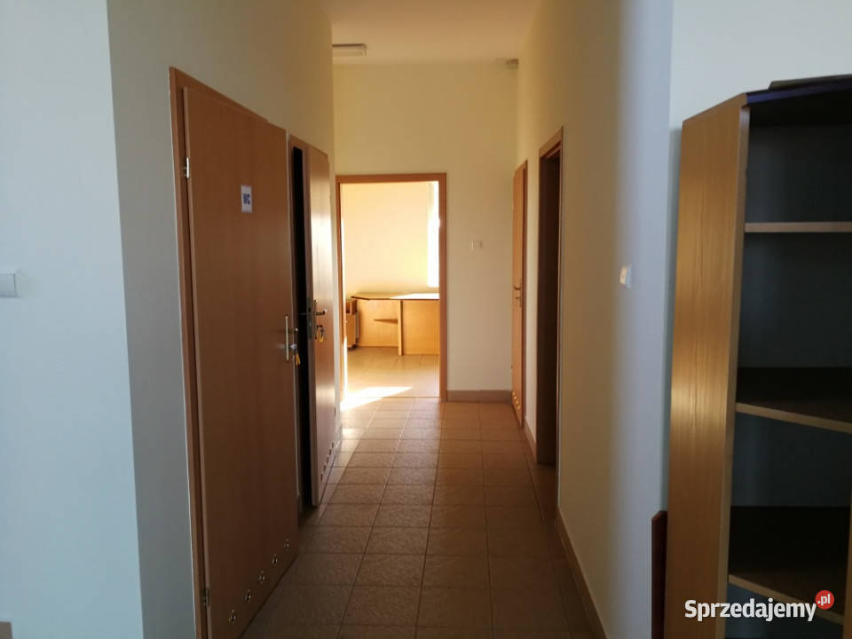 Pomieszczenia biurowe 12 do 30 m2 i magazyn 155 Choroszcz