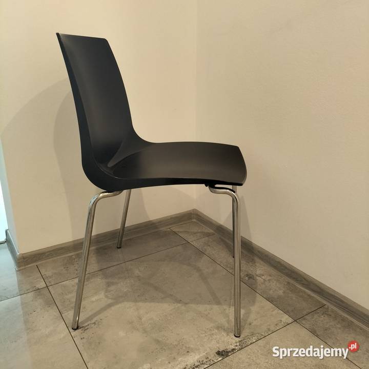 Krzesła plastikowe z metalowymi nogami lubelskie Lublin sprzedam