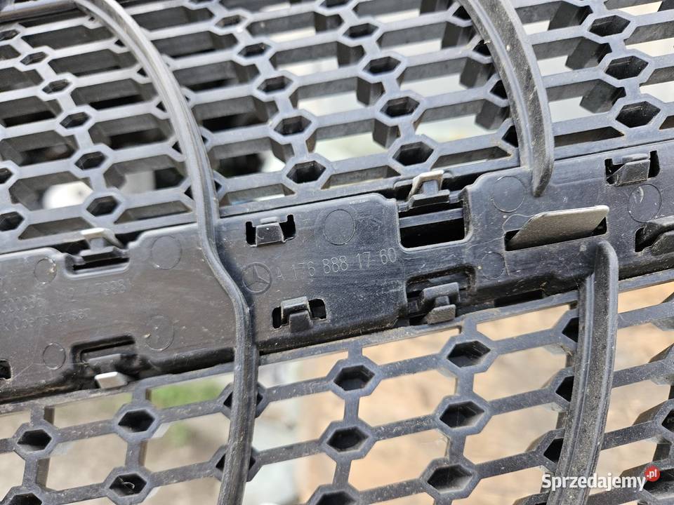 MERCEDES W176 LIFT GRILL ATRAPA ZDERZAKA PRZÓD wielkopolskie Międzychód