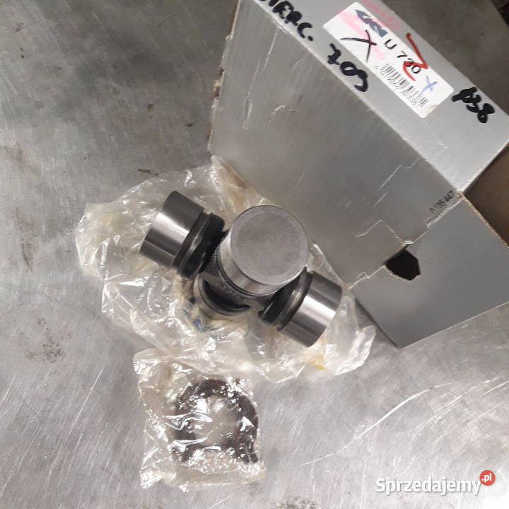 Krzyżak wału Mercedes 709 811 Vario 814 815 Części Częstochowa