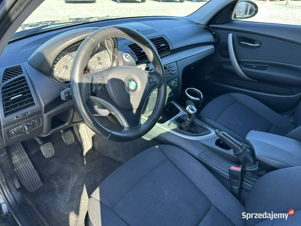 BMW 118 BMW 118d 20 diesel 143 szyberdach E87 373303km BMW Wojkowice