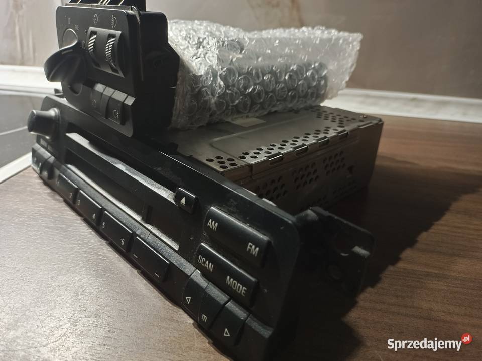 Radio samochodowe do BMW e46 i przełącznik Wrocław