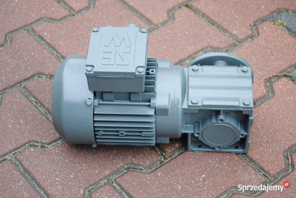 Motoreduktor kątowy 055kw 329obrmin Firmy SEW Kargowa