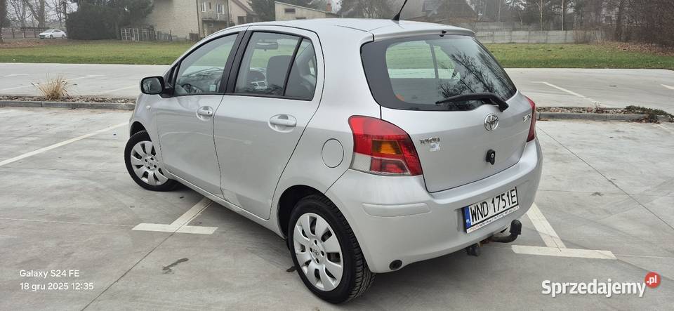 Toyota Yaris 2 13 LPG 5 drzwi Klima Hak Niski Nasielsk sprzedam
