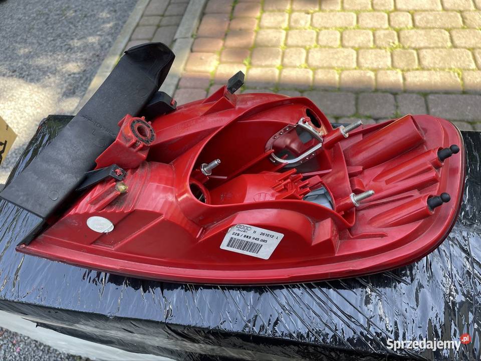 Lampa Lewa tył Audi A4 B8 kombi avant lift 2012 Toruń