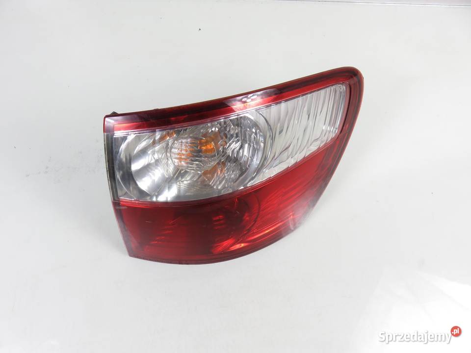 LAMPA PRAWA TYLNA TOYOTA AVENSIS VERSO osobowe małopolskie