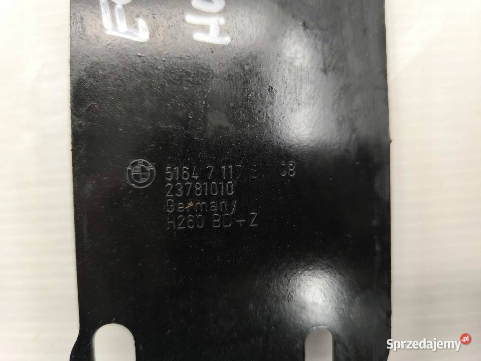UCHWYT MOCOWANIE CHŁODNICY PRAWY BMW E90 20B osobowe sprzedam