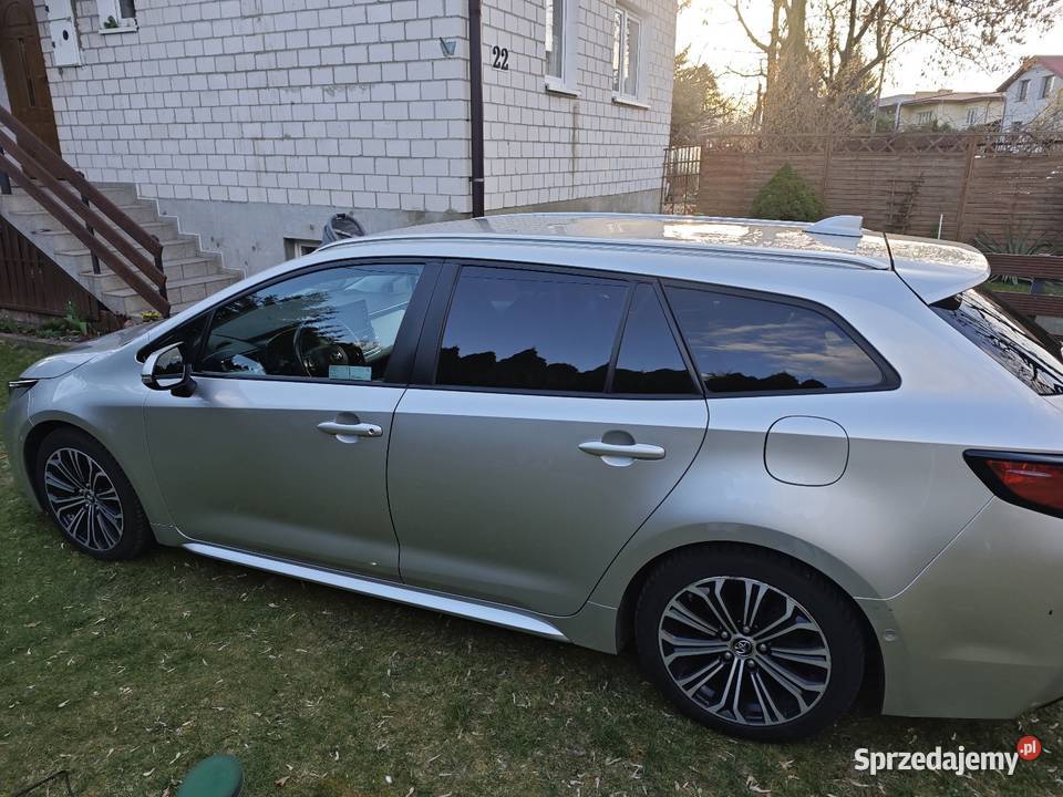 Toyota Corolla TS Hybryda LPG Rok produkcji 2019 Piastów