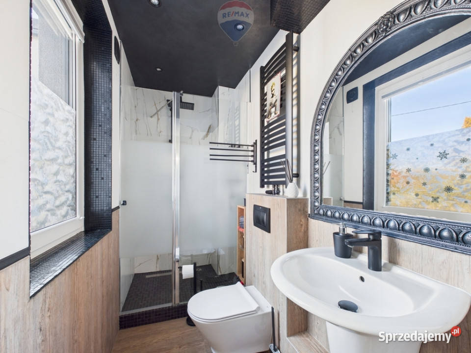 Duży Dom wolnostojący w Chwaszczynie Chwaszczyno sprzedam