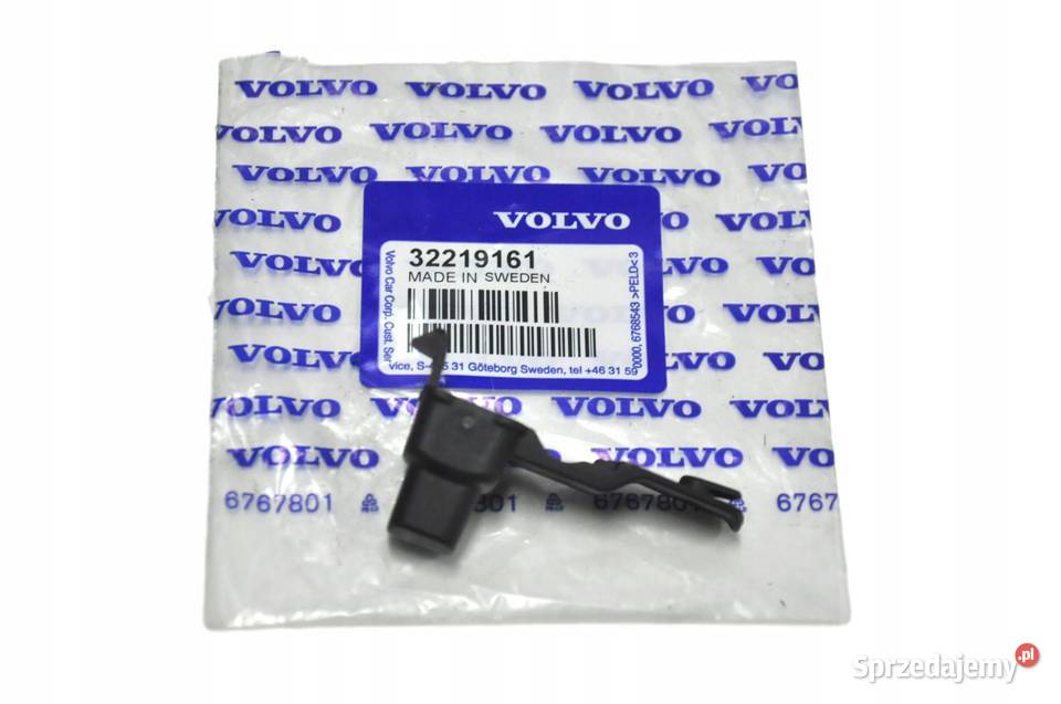 VOLVO XC60 II prawy odboj maski na blotniku OE Bielany Wrocławskie