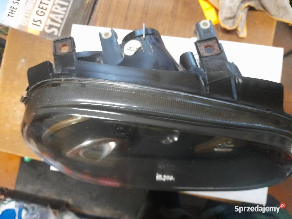 Lampy reflektory przednie ringi golf 4 Częstoborowice