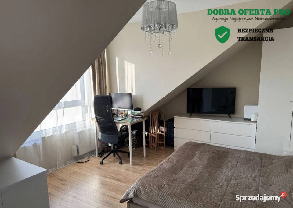 Dwupoziomowe mieszkanie o pow 6997 m2