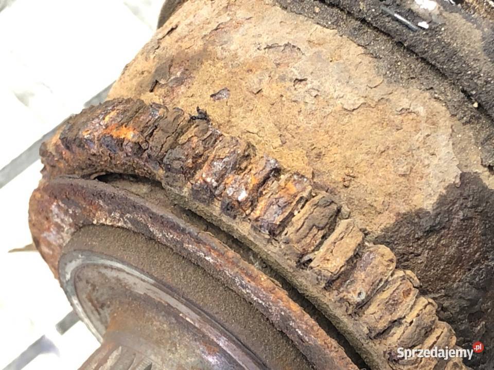 PÓŁOŚ LEWY PRZÓD KIA RIO II 14 97 0511 PRZEGUB