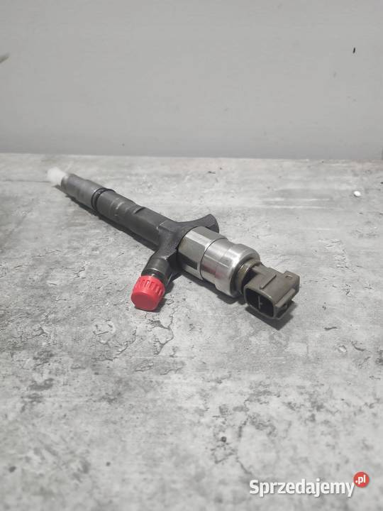 WTRYSKIWACZ DENSO 2367027020 TOYOTA 20 D4D Kartuzy