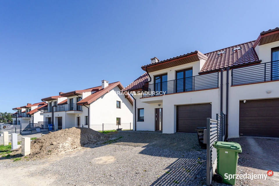 sprzedaży domu bliźniaka 12543m2 Dąbrowa