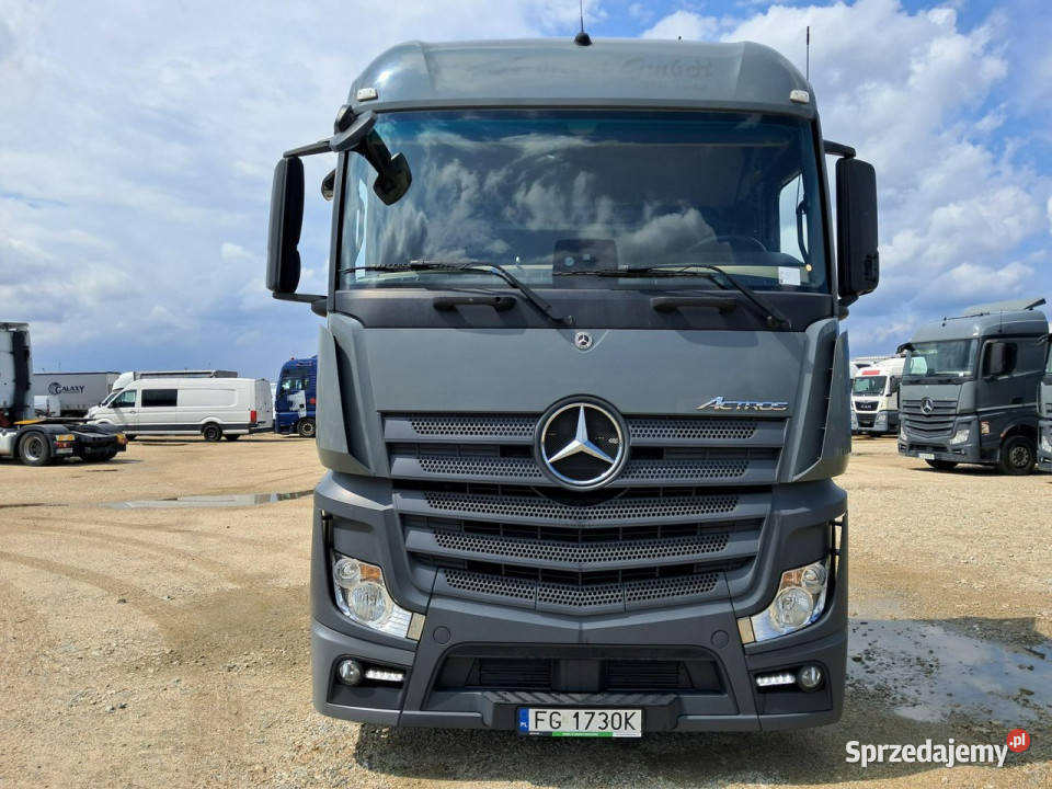 Mercedes Actros