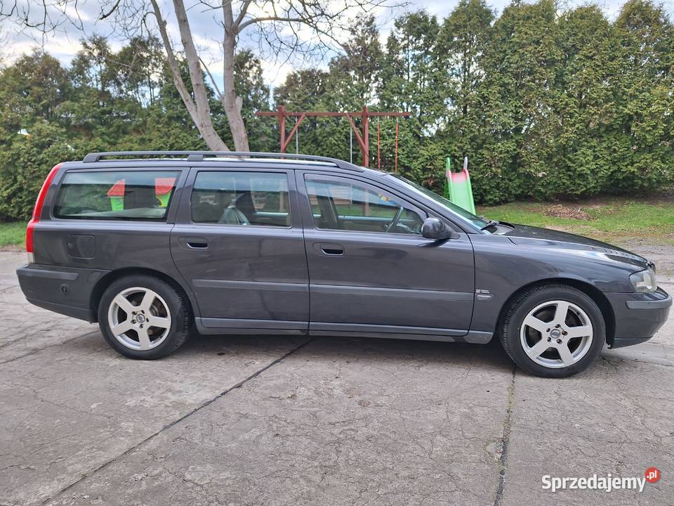 Volvo V70 24 PbLPG 2435cm3 Panieńszczyzna