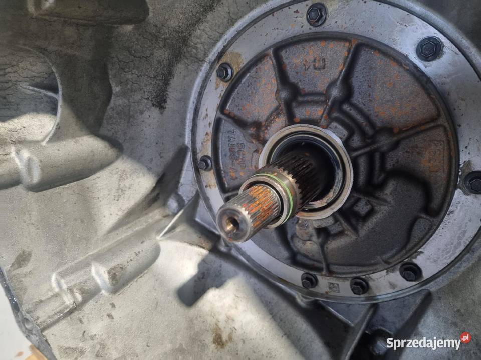 SKRZYNIA BIEGÓW Ford F550 60 V8 TD 9L3P7000JG sprzedam