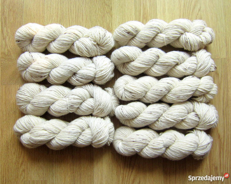 Włóczka owcza wełna 100 gruba ecru nakrapiana Kraków