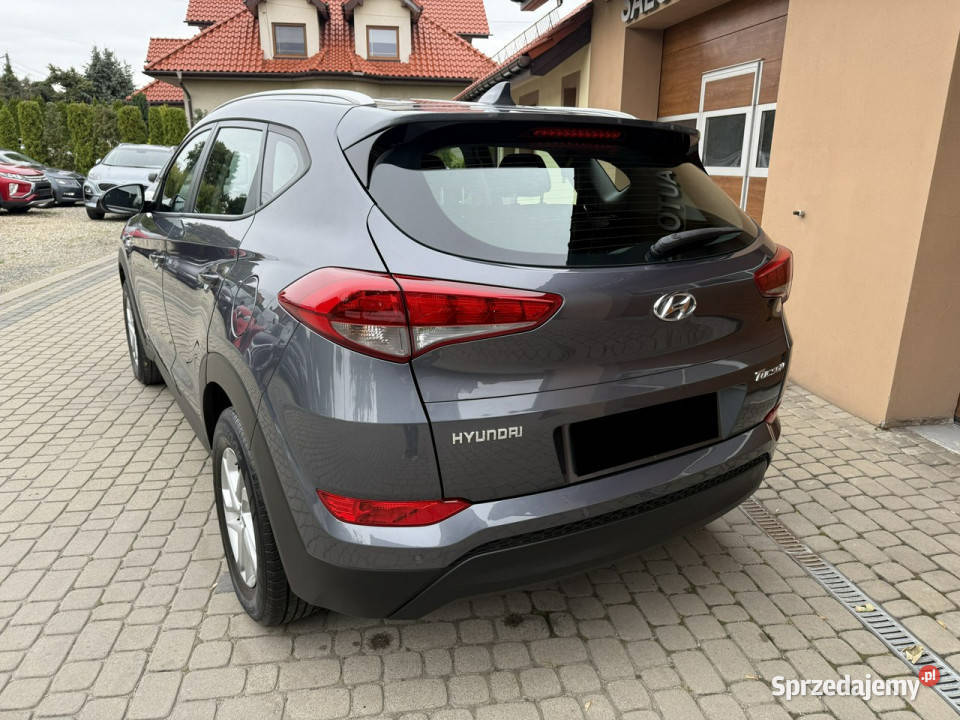 Hyundai Tucson Rej 2018 16 132 Klima Navi Kamera Orzech