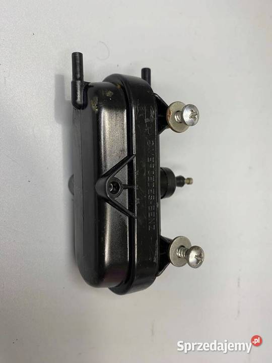 MercedesBenz W123 1982 Siłownik centralnego osobowe dolnośląskie Łagiewniki sprzedam