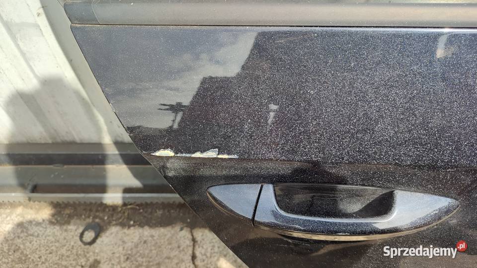 VW PASSAT B7 SEDAN 1014 DRZWI TYŁ TYLNE PRAWE