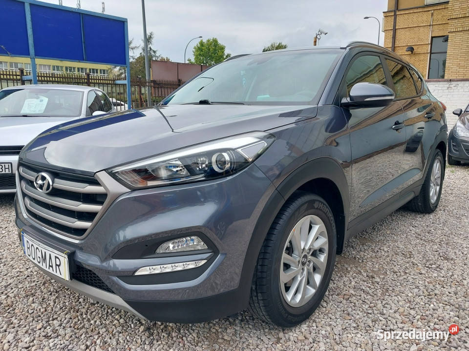 Hyundai Tucson SALON pierwszy wł 100 światła LED sprzedam