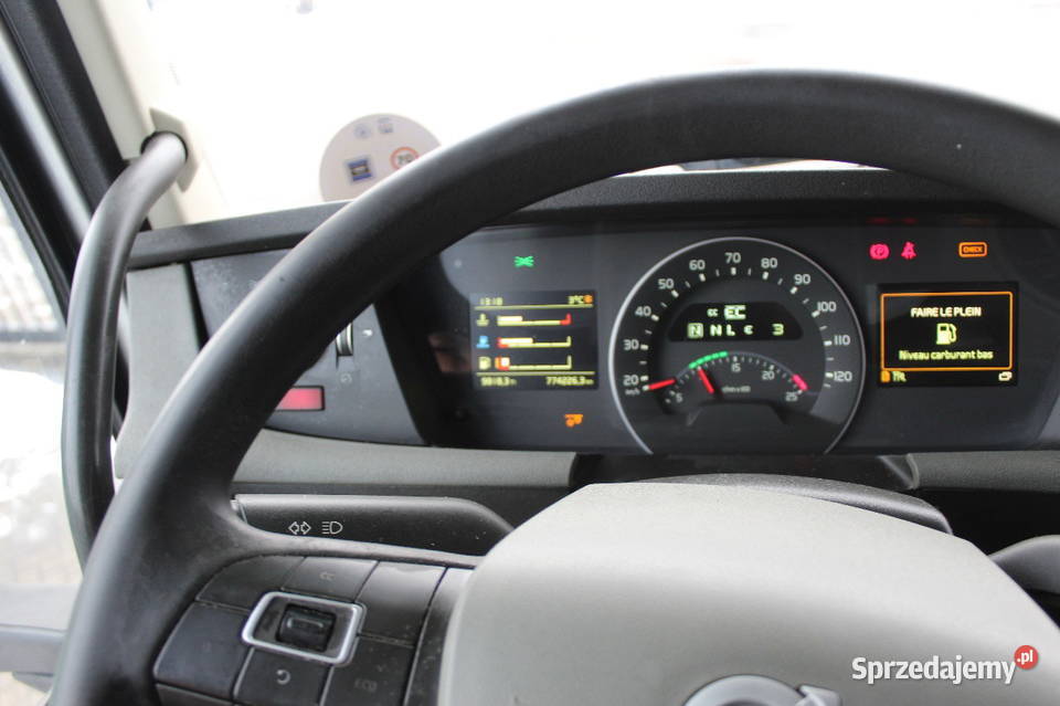 Firanka Volvo FH Rok produkcji 2016 Warszawa sprzedam