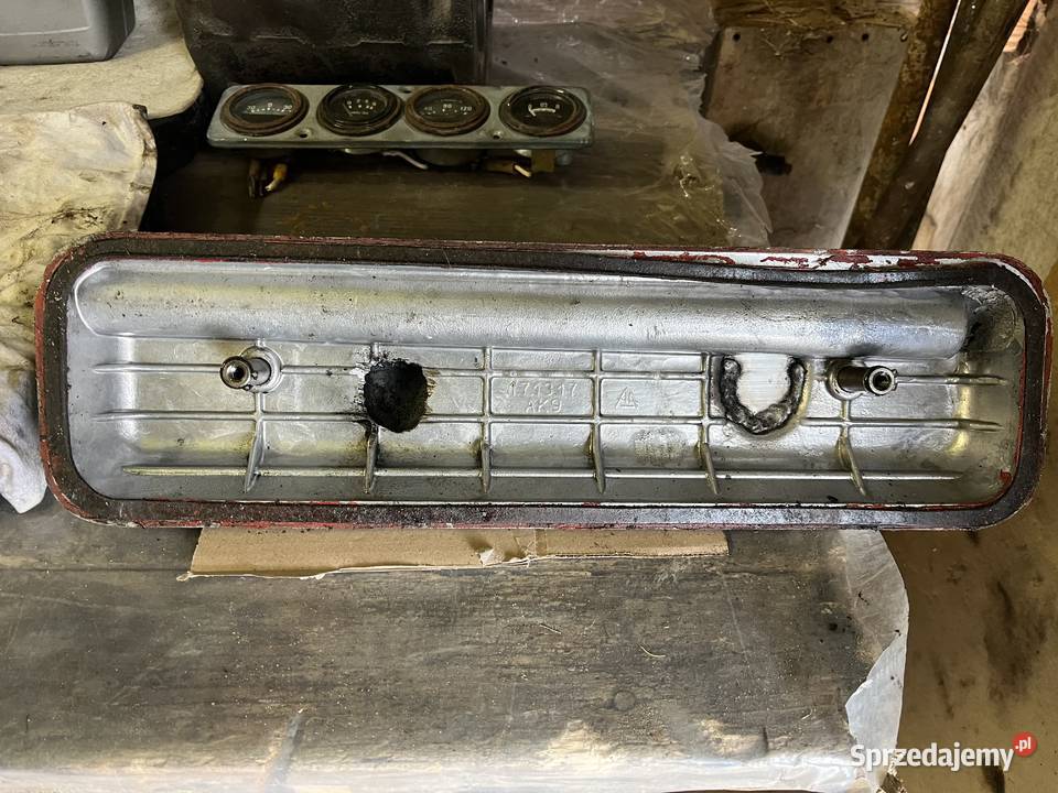 Pokrywa zaworów Żuk Andoria 4C90 śląskie Glinka