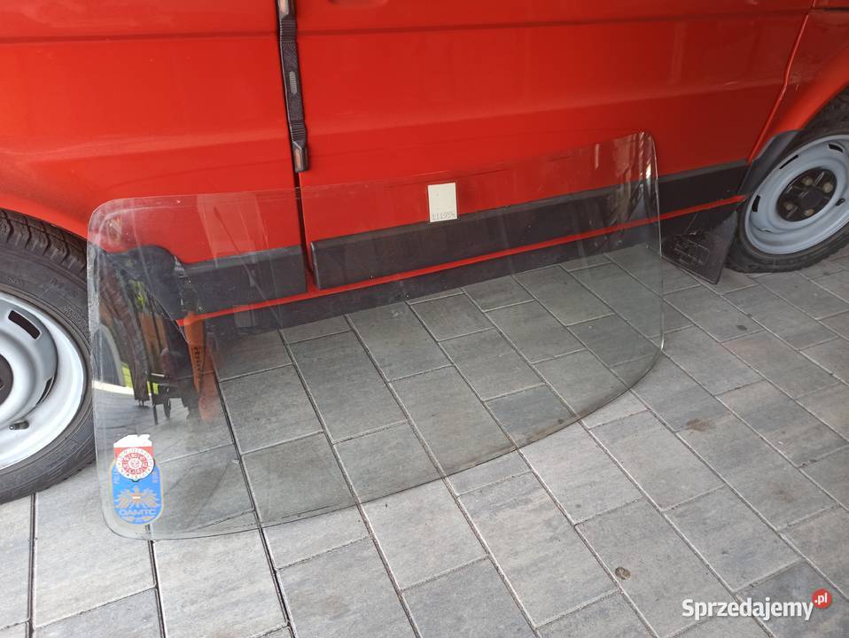 Przednia szyba włoska Fiat 126p Maluch I seria osobowe Poznań