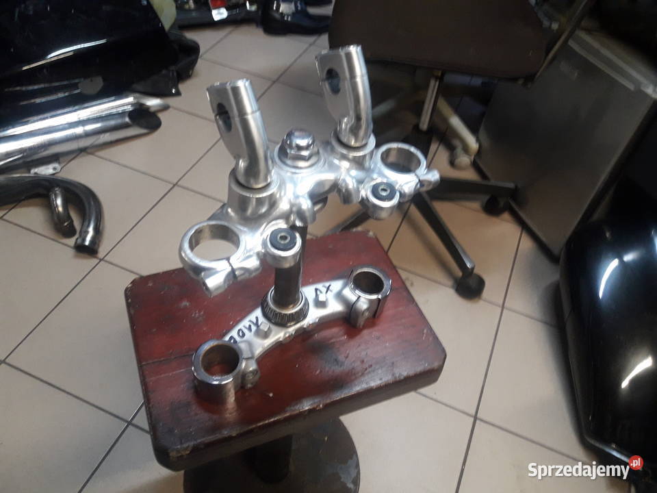 Półka kompletna z riserami Virago XV Jawiszowice