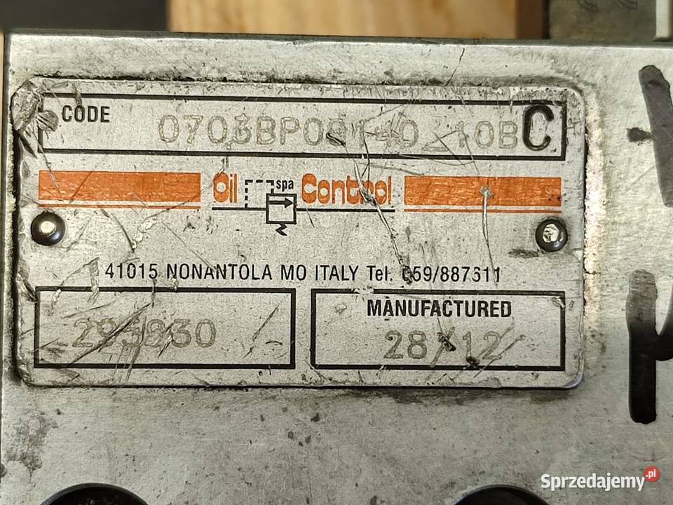 Zawór rozdzielacza 295930 Manitou MLT 741 Wilkowo sprzedam