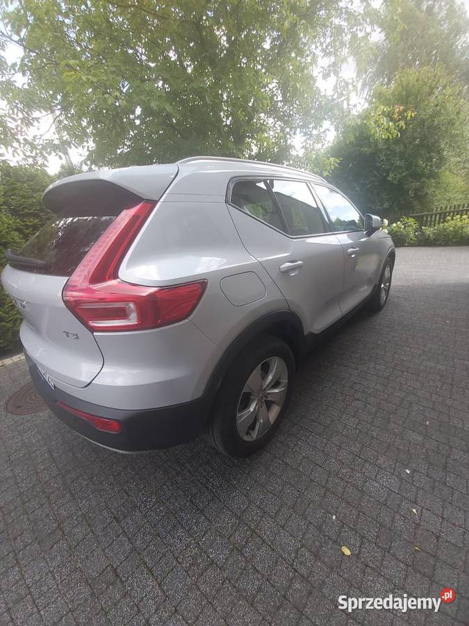 Volvo XC40 T3 1477 cn3 Benzyna 120kw 163 serwis Żukówko