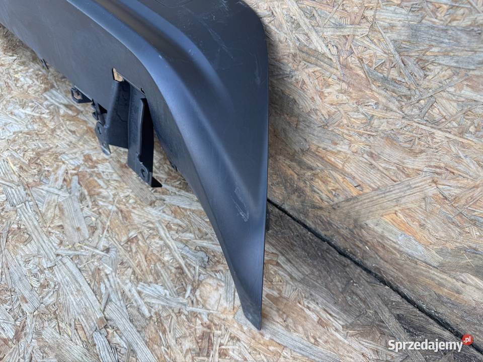 Spoiler dół dyfuzor zderzaka tył Toyota prius