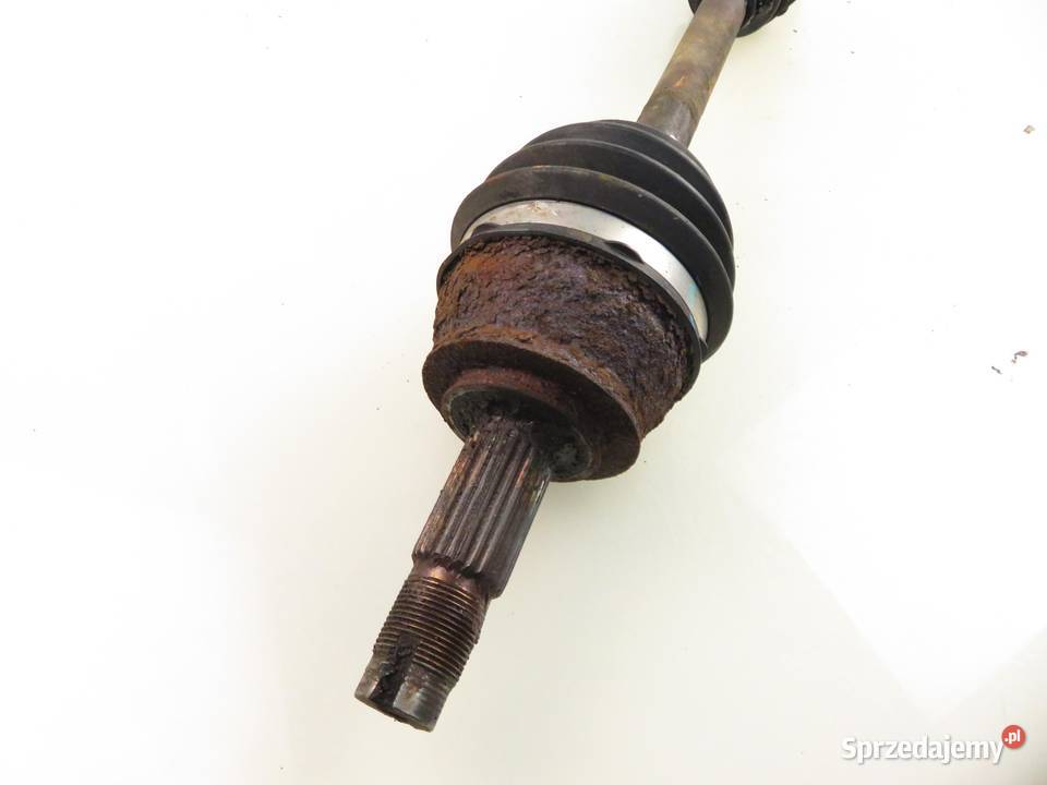 PÓŁOŚ PRAWA PRZEDNIA FIAT GRANDE PUNTO 13 D