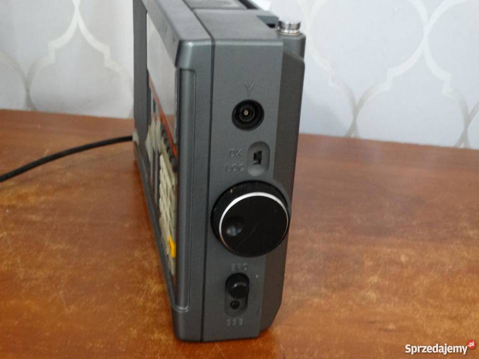 Grundig Satellit 400 radio globalne sprawne Jasło