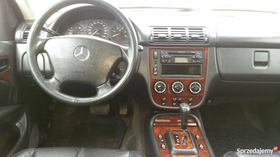 Na sprzedaż Mercedes ML 270 srebrny nieuszkodzony Samochody osobowe śląskie sprzedam