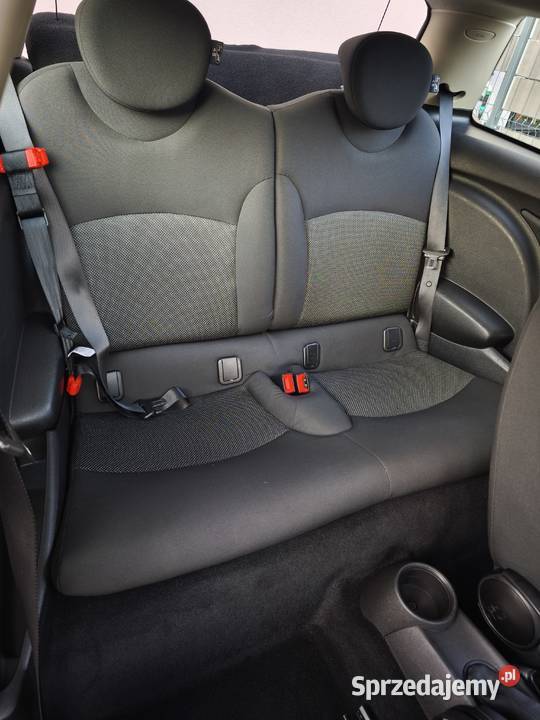 Mini One 16 98 2010r 197700km Warszawa