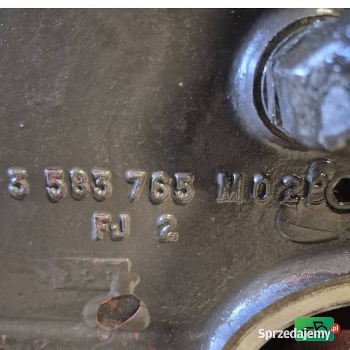 Pompa robocza 3583765 Pokrywa 3038915M5 Massey wielkopolskie Wilkowo