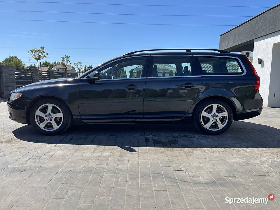 VOLVO V70 LIFT 16 Diesel 115 2011r 197000 nieuszkodzony