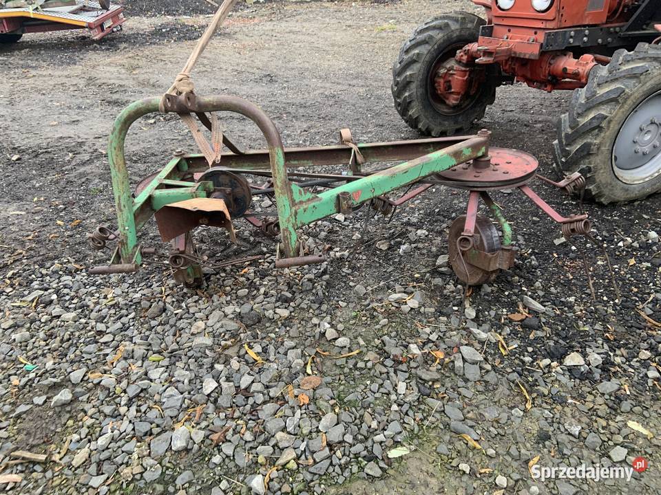 Przewracarka karuzelowa pająk do siana Domaradz