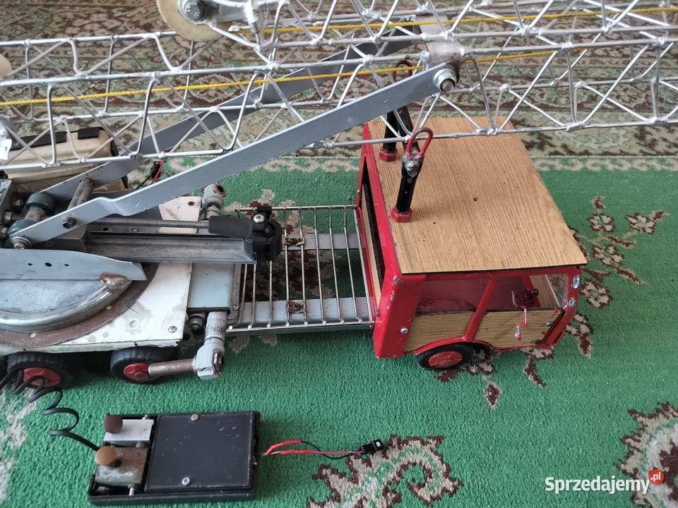 model dzwigu mmechaniczny reczna robota Kęty