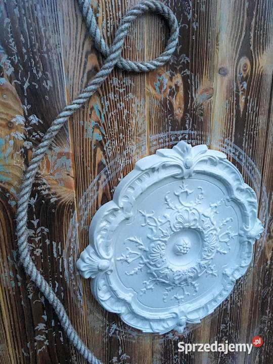 Obraz na drewnie efekt postarzenia sztukateria biały wielkopolskie Opatówek